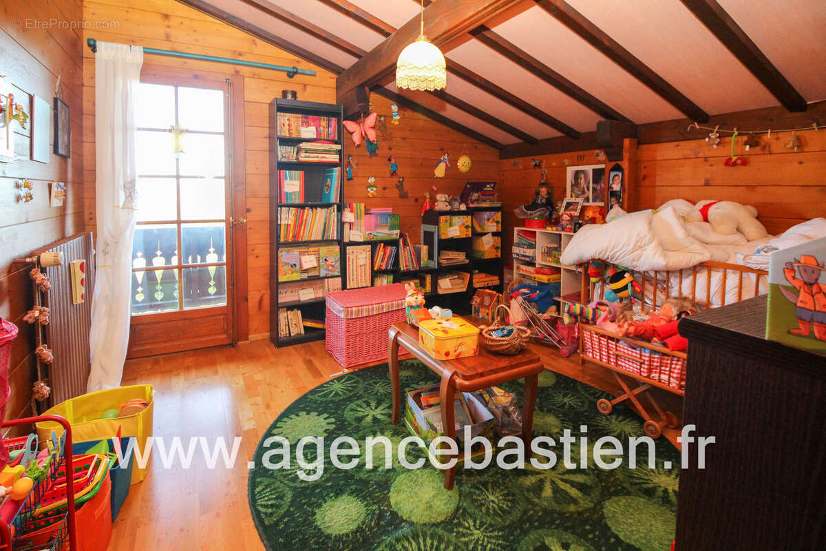 Maison à DIVONNE-LES-BAINS