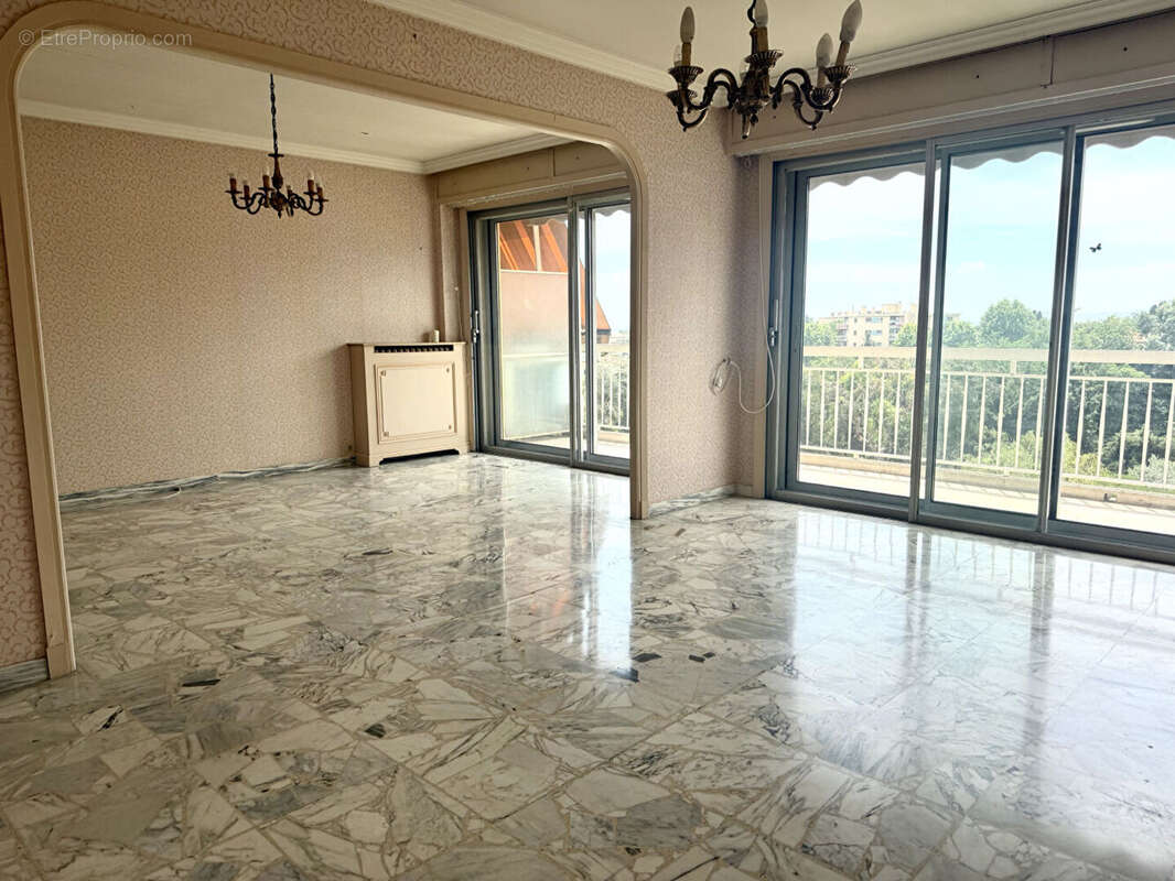 Appartement à CAGNES-SUR-MER