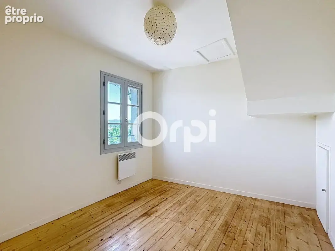 Maison À Vendre avec vue dominante ! - photo 8