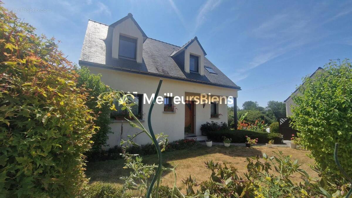 Maison à PLUMELIN