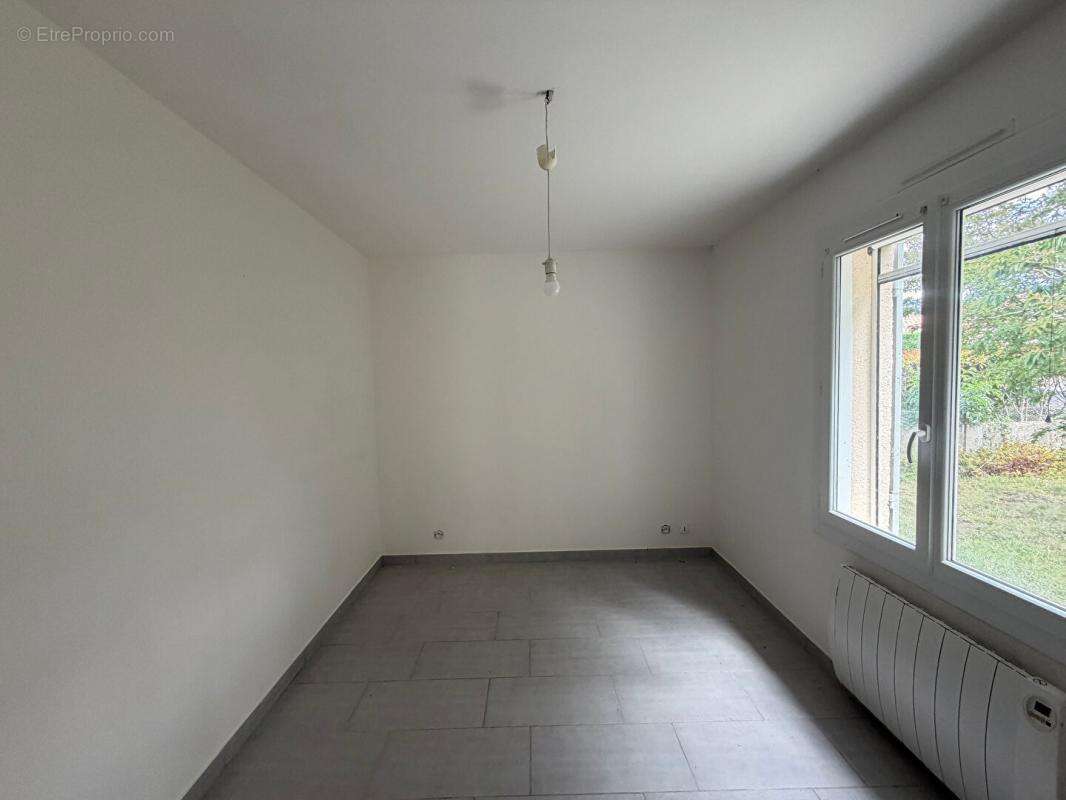 Maison de  plain pied 3 chambres avec 475 M2 de terrain - photo 6