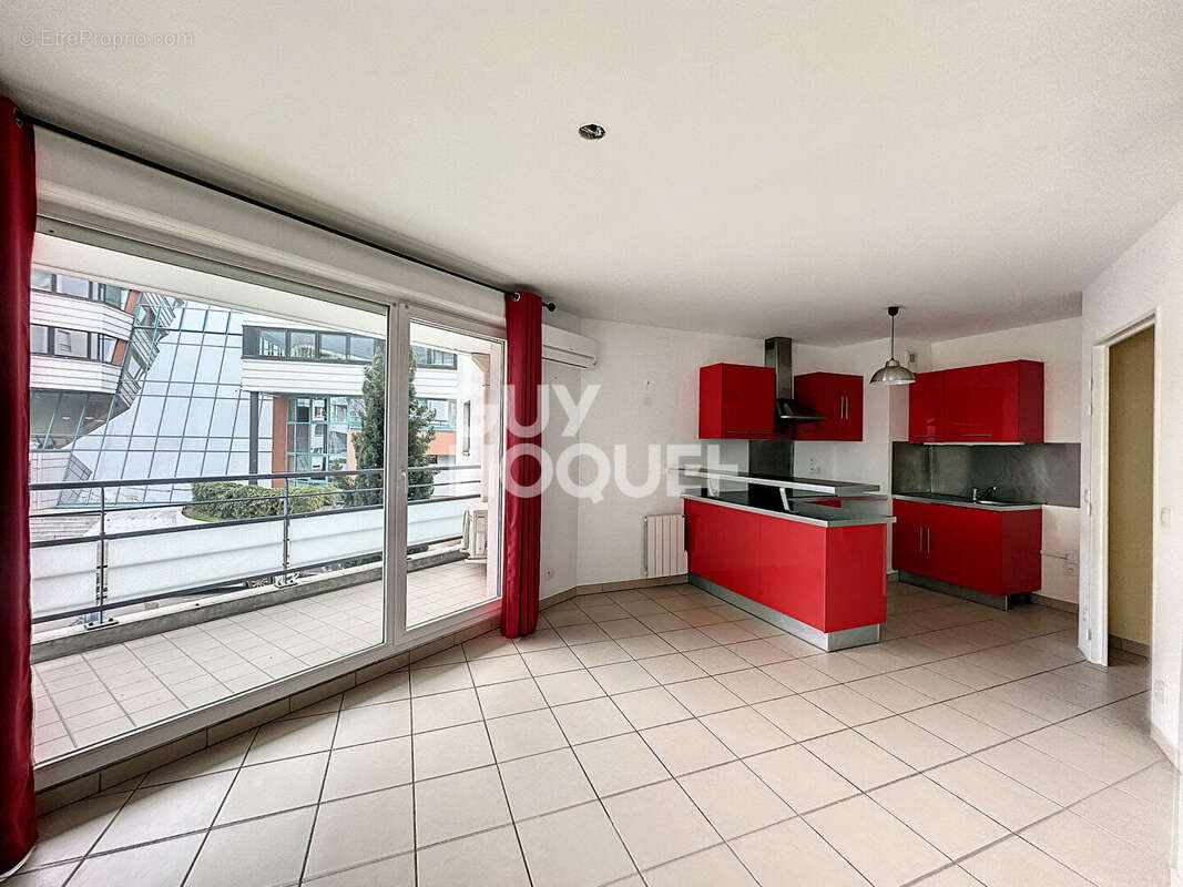 Appartement à LYON-8E