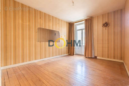 Appartement à CRAPONNE-SUR-ARZON