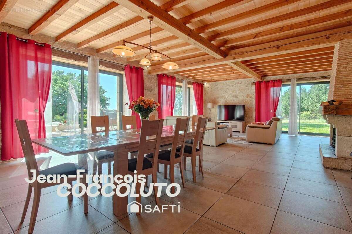 Maison 233 m² à Puymirol  - photo 8