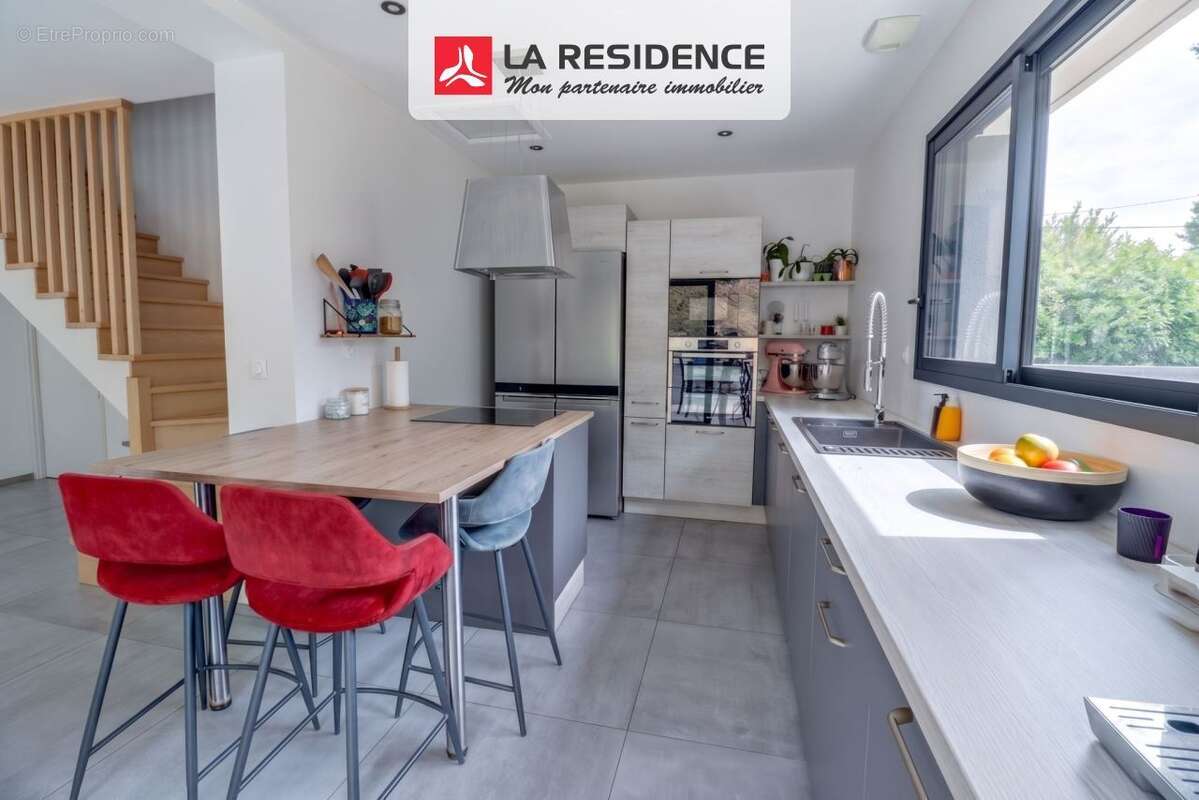 Maison 120 m² à Pont-De-L'arche  - photo 6