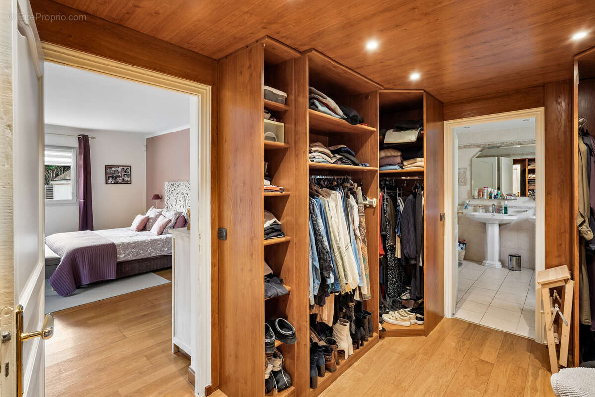 Maison à LOUVECIENNES