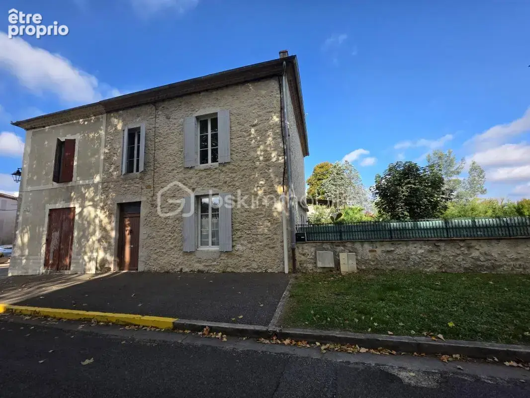 Maison en pierre renovee a barbaste-4 chambres-jardin- double garage - photo 3