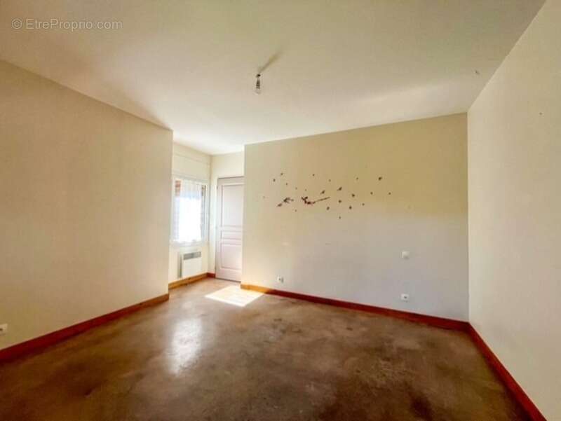 Maison de plain-pied lumineuse avec patio – 100 m² – Aucun travaux à prévoir - photo 10