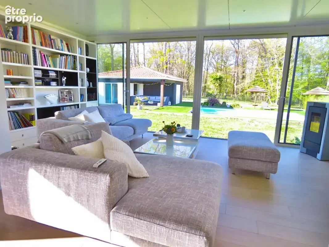 Belle maison familiale récente avec piscine sur grand jardin avec vue forêt à Camarsac - photo 2