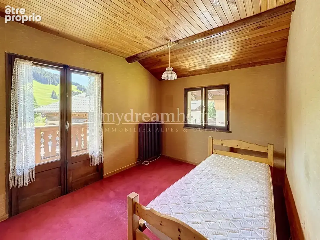 À VENDRE – Ensemble immobilier de 3 chalets à Notre Dame de Bellecombe (73590) - photo 12