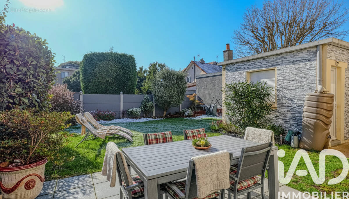 Photo 1 - Maison à ANTONY