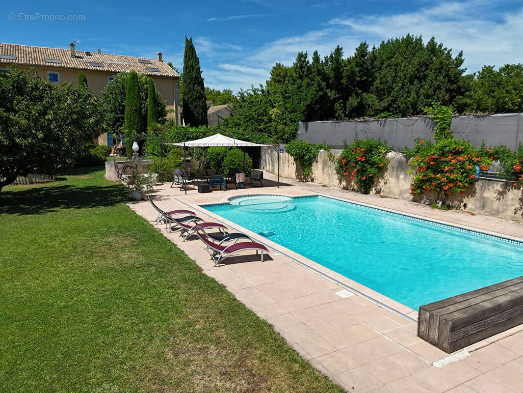 Maison à SAINT-PAUL-TROIS-CHATEAUX