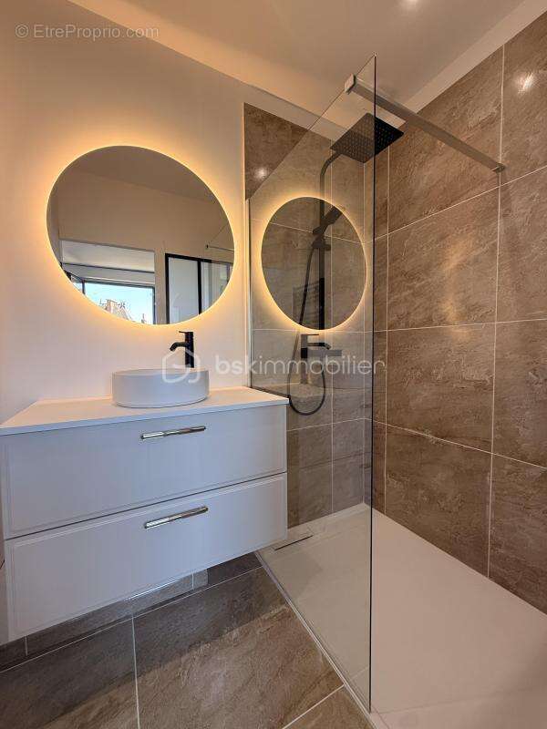 Appartement T2 entièrement rénové – À 8 minutes à pied du centre historique de Vitré - photo 6