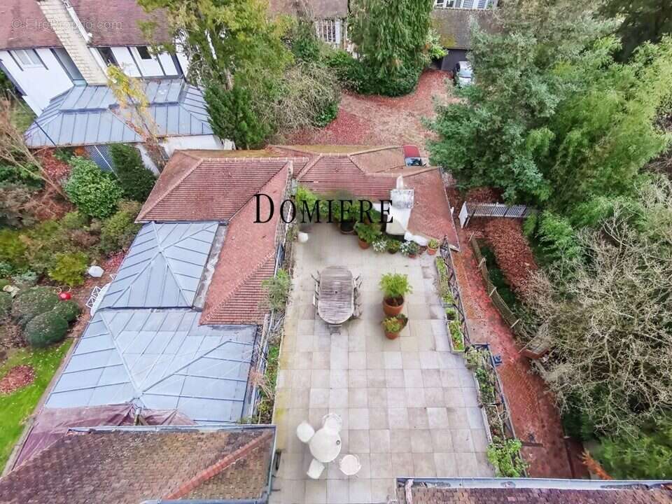 Appartement à GARCHES