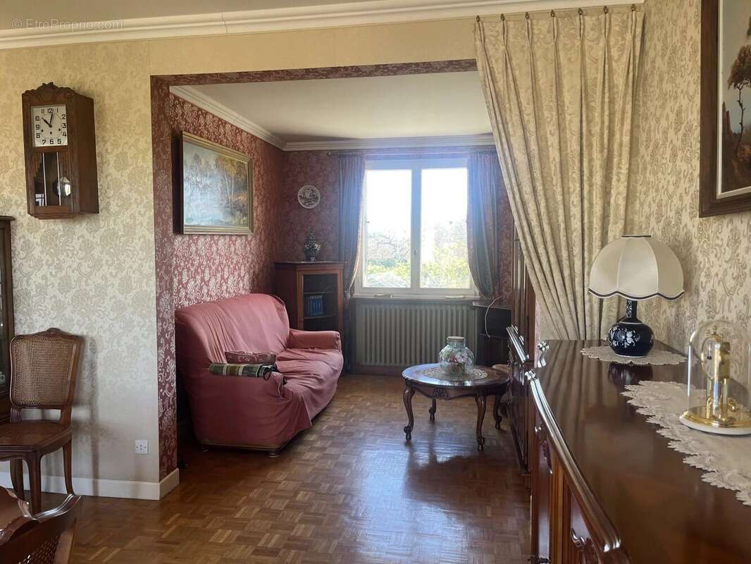 Maison à GARCHIZY