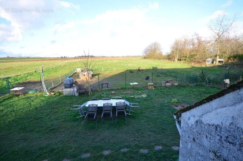 SABLONNIERES (77) Longère à vendre de 5 pièces avec dépendances et grand terrain - photo 11