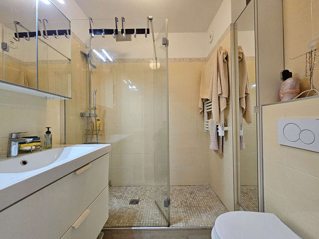 Appartement à MANDELIEU-LA-NAPOULE