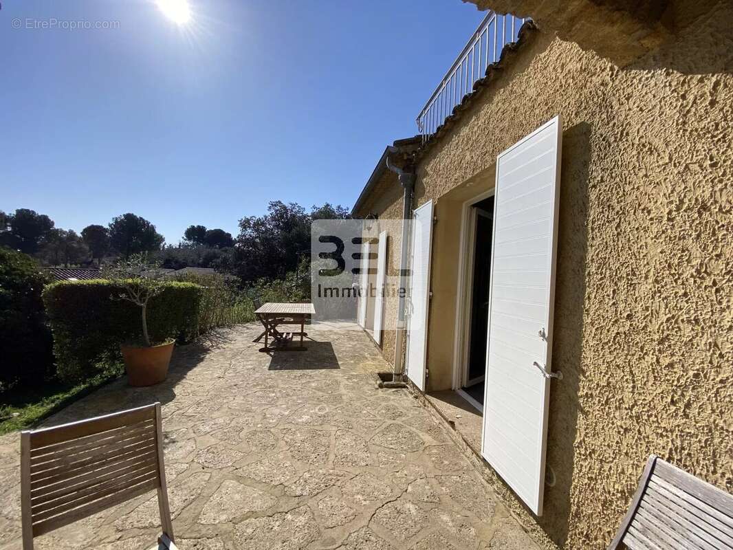 Maison à JONQUERETTES