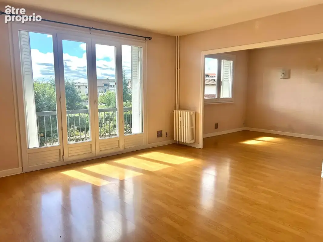 Appartement à ARPAJON-SUR-CERE