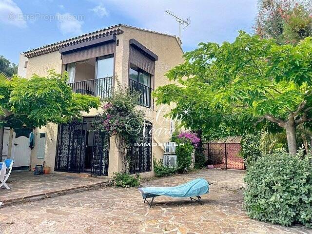 Maison à LE LAVANDOU