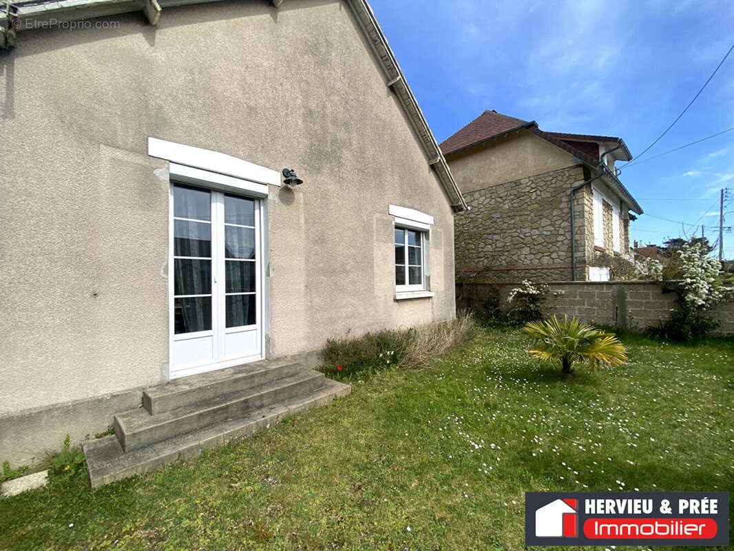 Maison à OUISTREHAM