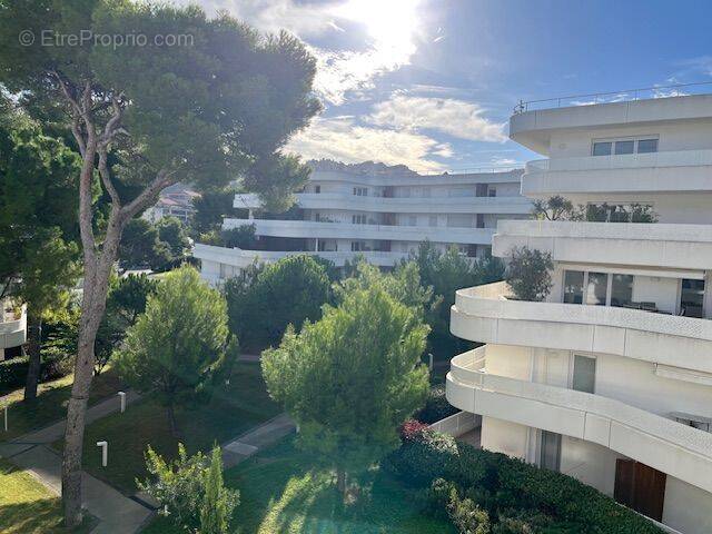 Appartement à MARSEILLE-9E