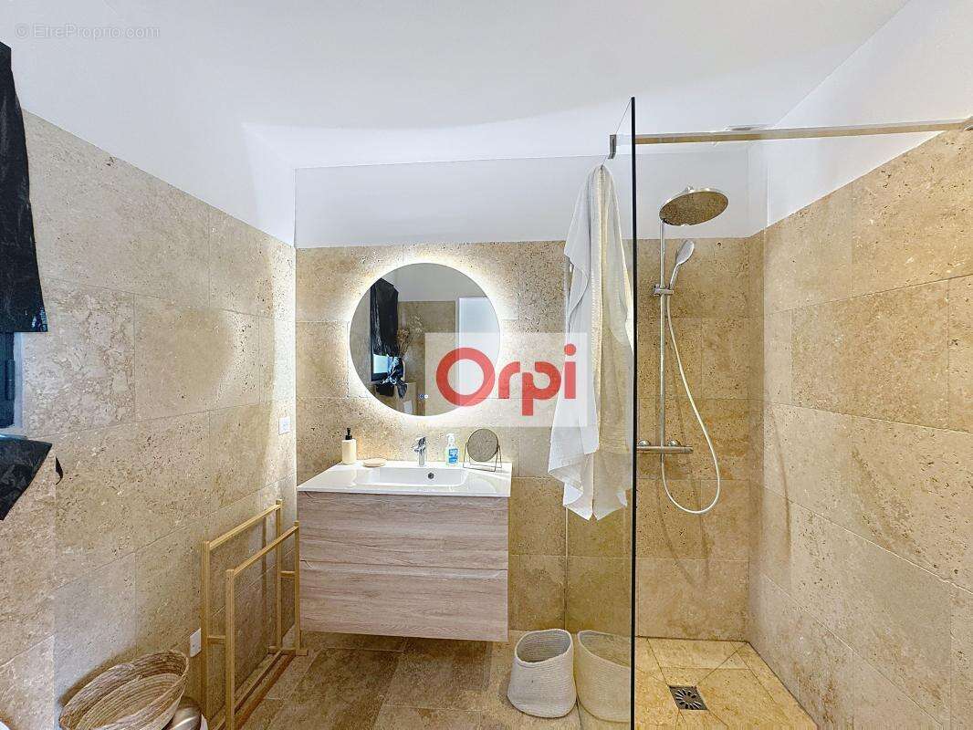 Villa contemporaine -  4 suites - Piscine proche Plages - photo 16