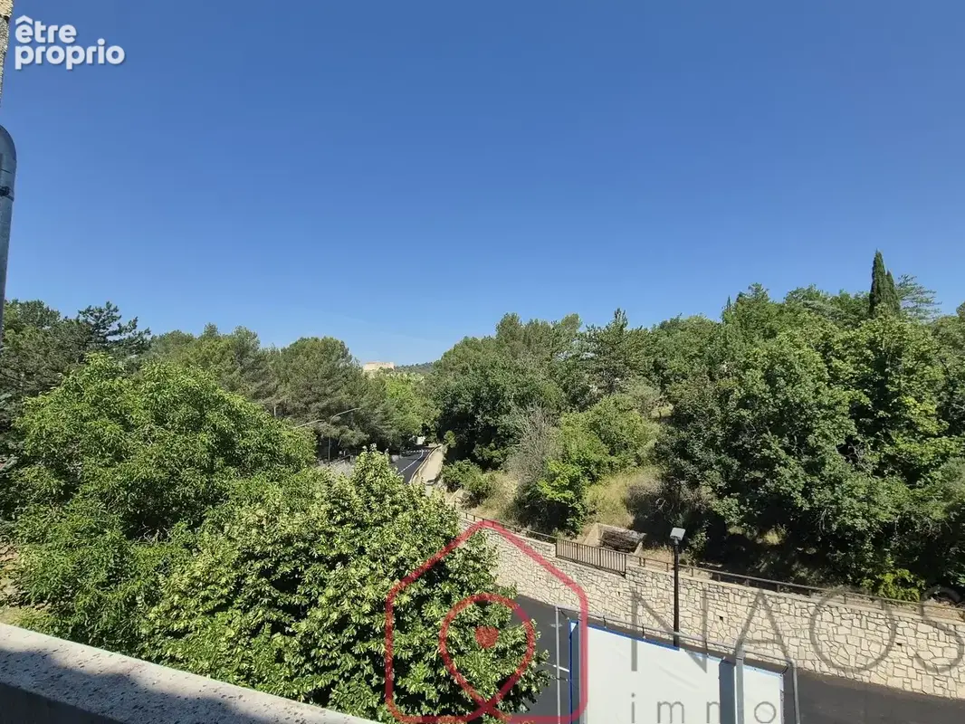 GREOUX-LES-BAINS, T2 meublé, terrasse, parking et piscine - photo 9