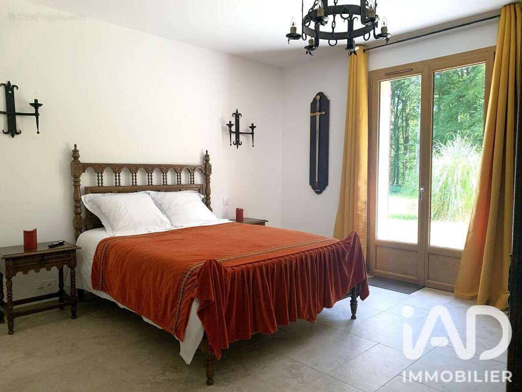 Maison 386 m² à Mont-Pres-Chambord  - photo 6