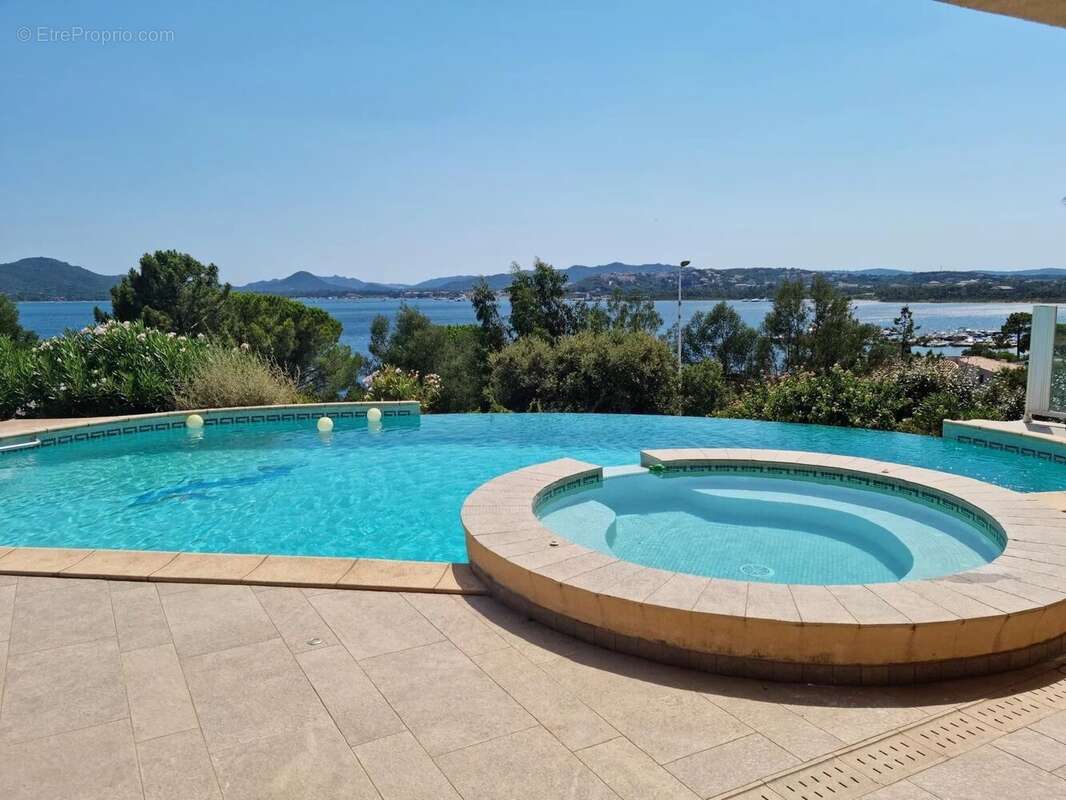 Maison à PORTO-VECCHIO