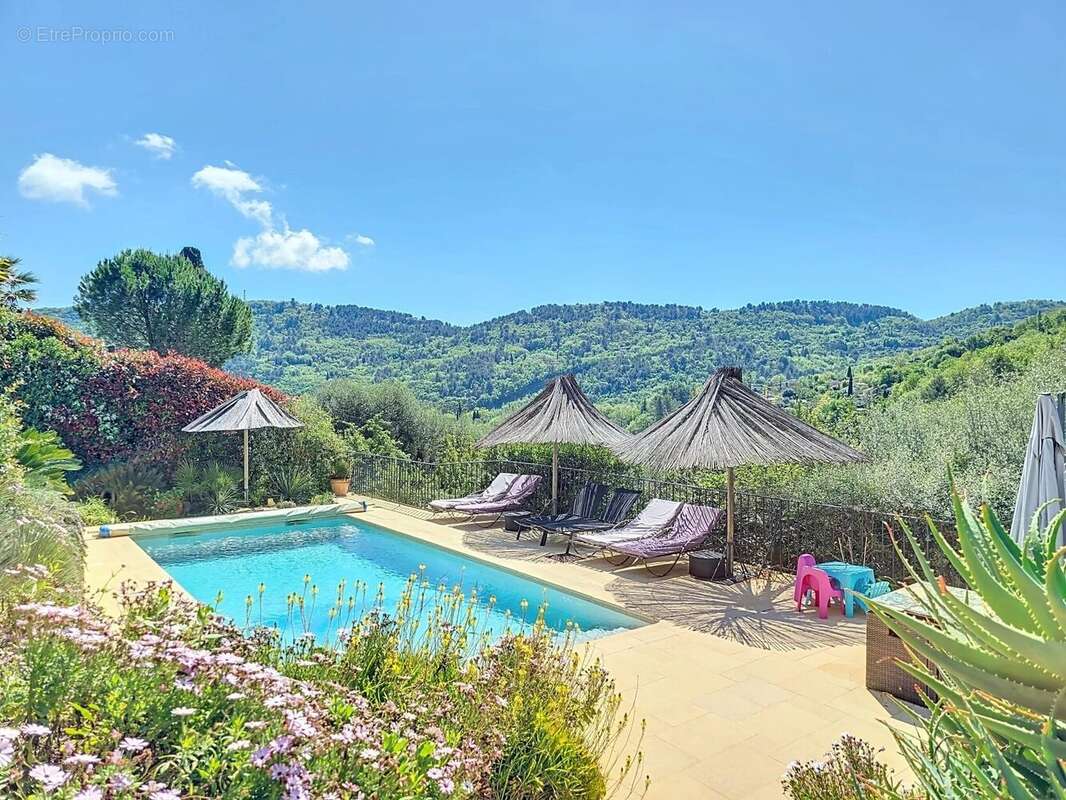 Maison à LE BAR-SUR-LOUP
