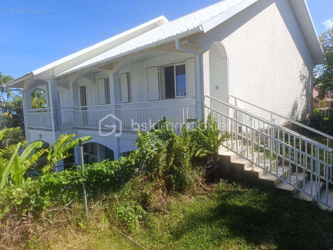Maison à PETITE-ILE