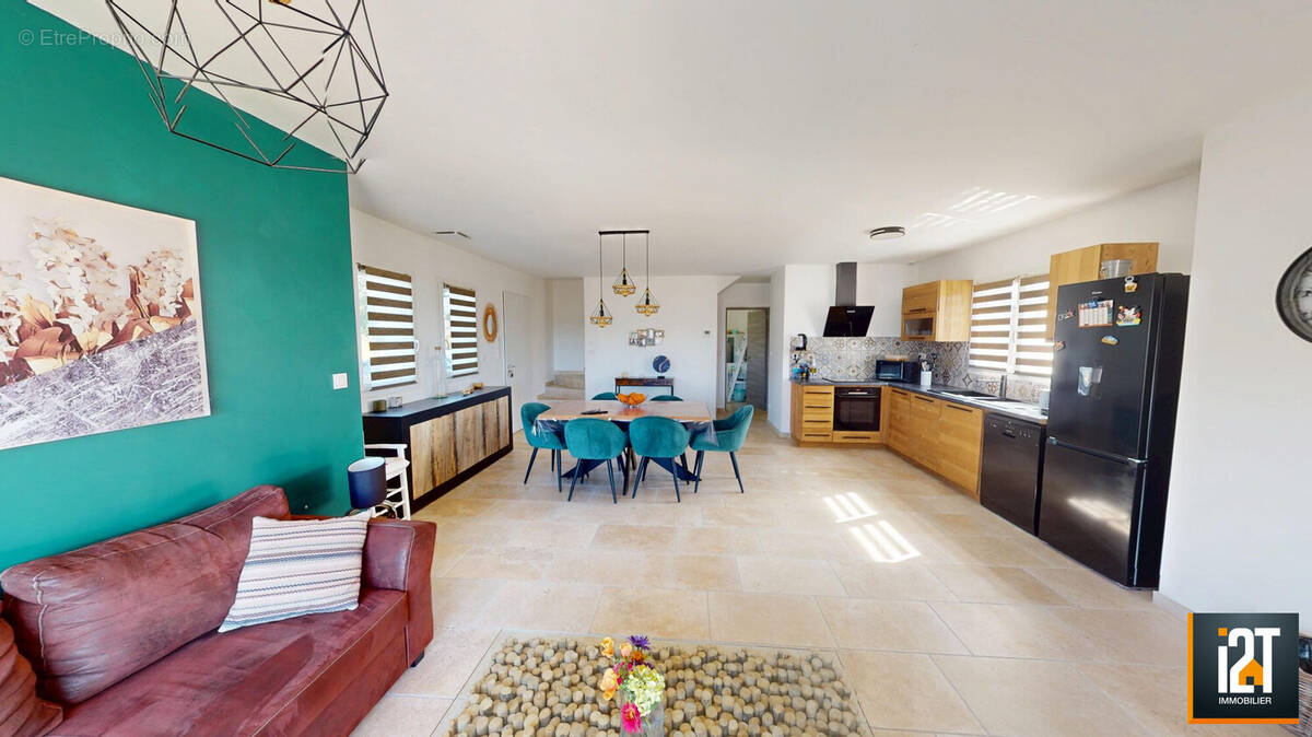 Maison à DOMESSARGUES