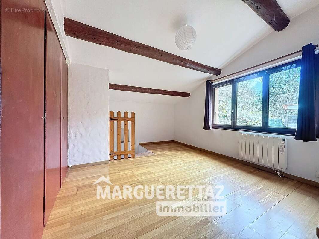 Appartement à TANINGES