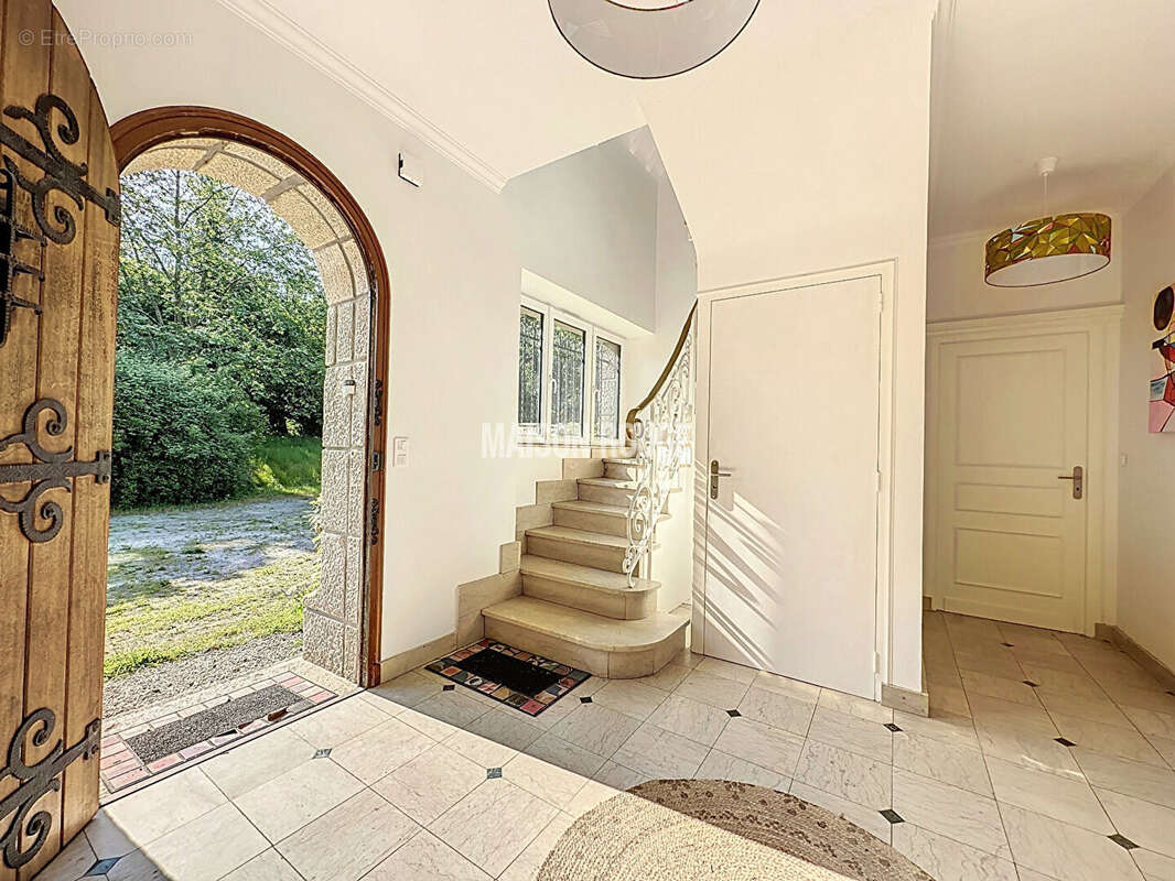 Maison à LANVALLAY