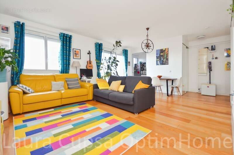 Appartement à BOURG-LA-REINE