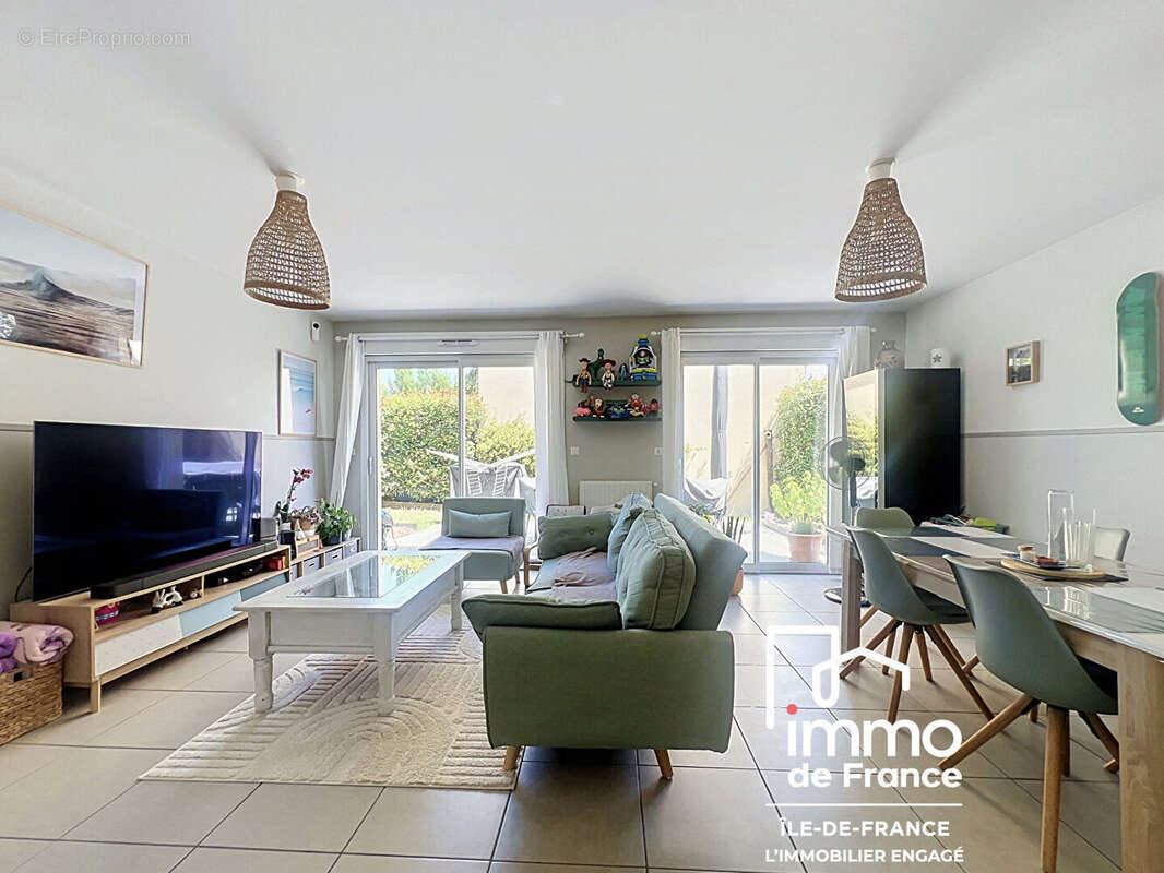Maison 4 pièces à vendre à Morancez - Réf 1457 - photo 2