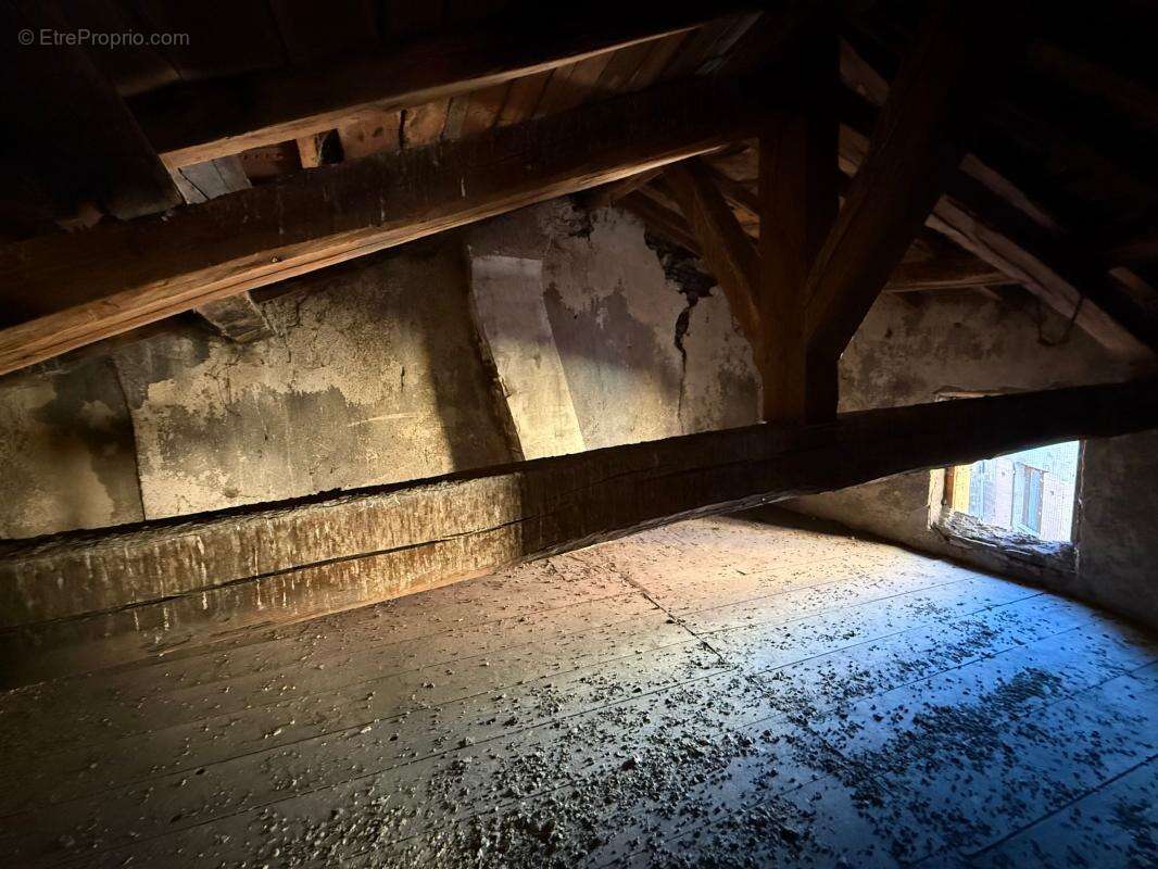 Appartement à L&#039;ARBRESLE