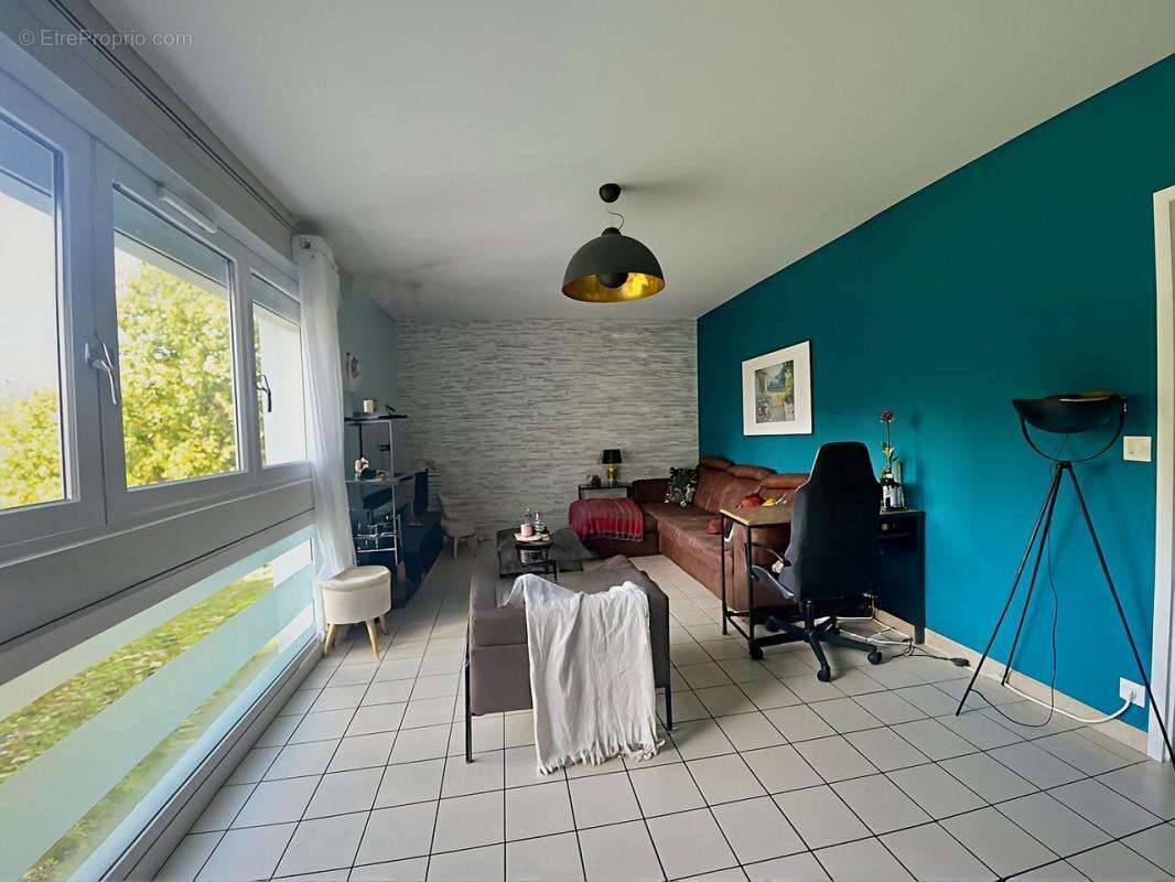 Appartement à DEVILLE-LES-ROUEN