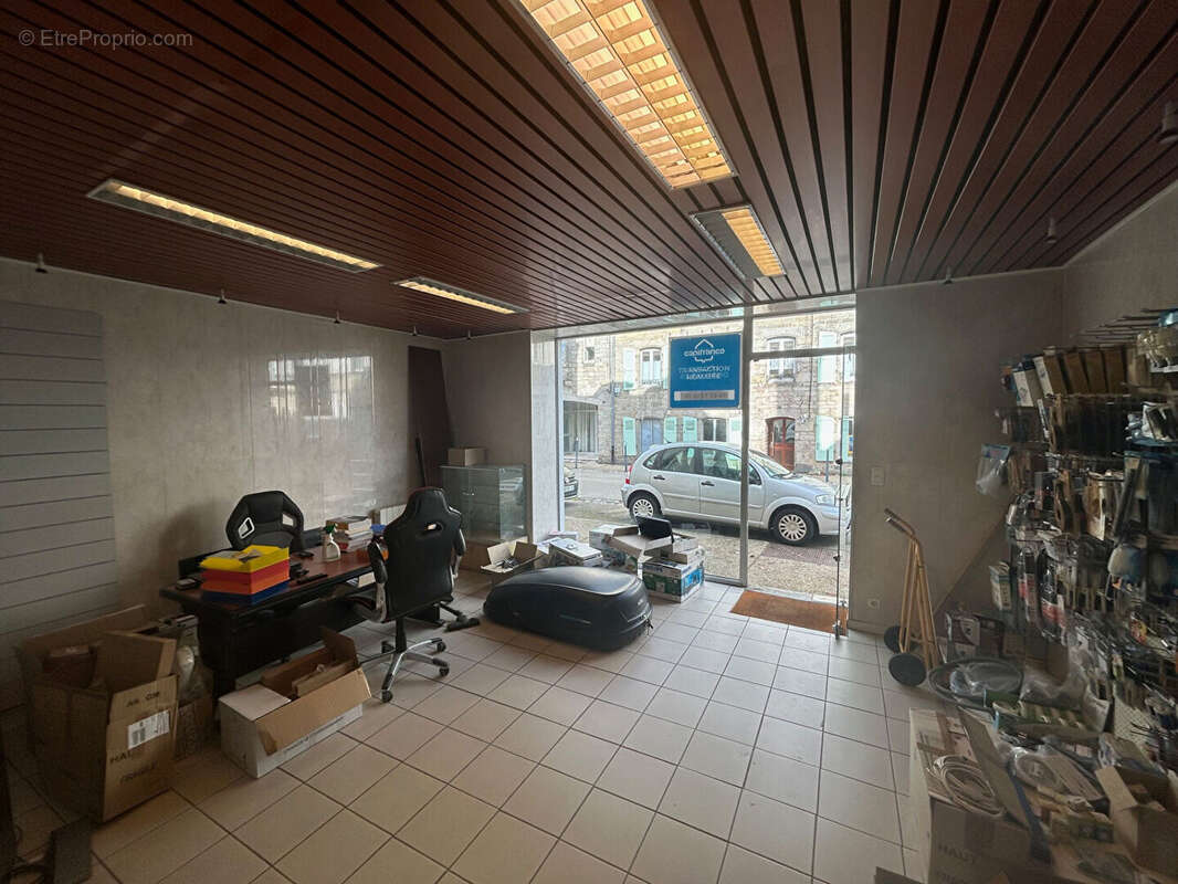 Commerce à PONT-L&#039;ABBE