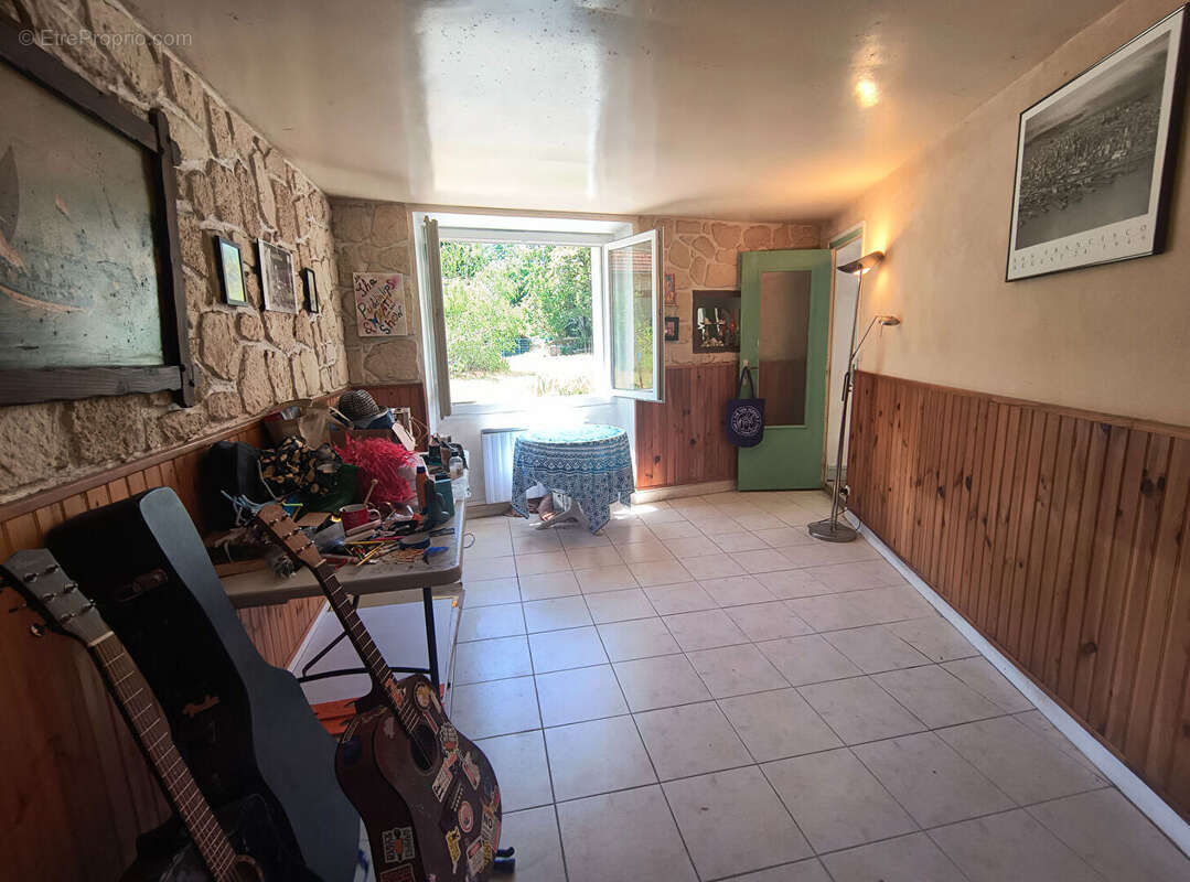 Maison à BERSAC-SUR-RIVALIER
