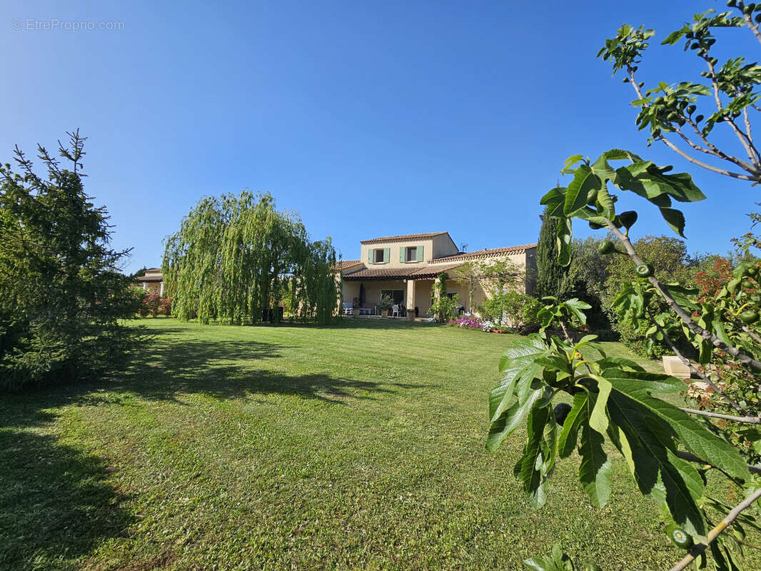 Maison à MAUSSANE-LES-ALPILLES