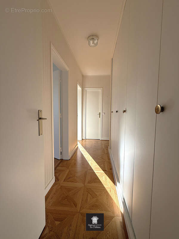 Appartement à VERSAILLES