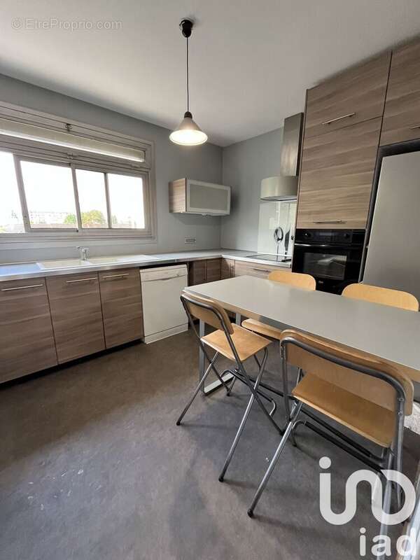 Photo 3 - Appartement à PIERREFITTE-SUR-SEINE