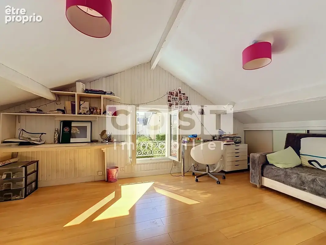 Maison 5 pièces 118 m² à vendre à Asnieres-Sur-Seine (92600) - photo 9