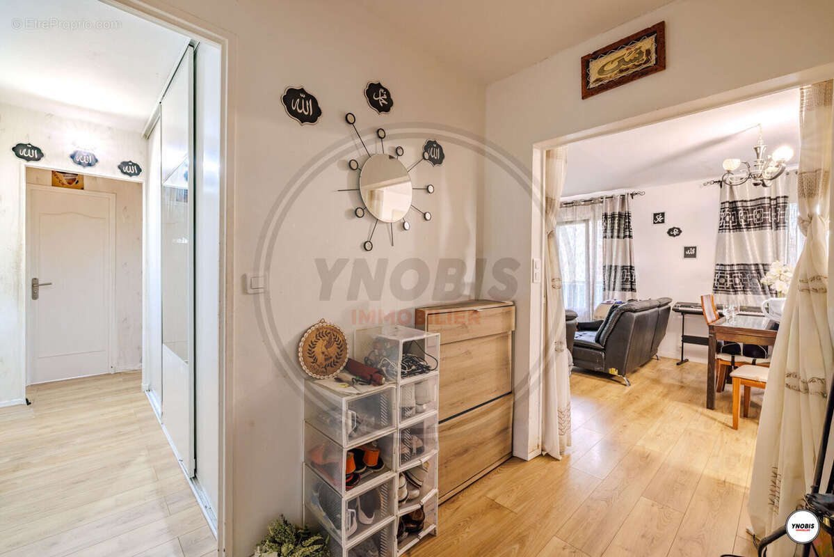 Appartement Les Mureaux 5 pièce(s) - photo 8