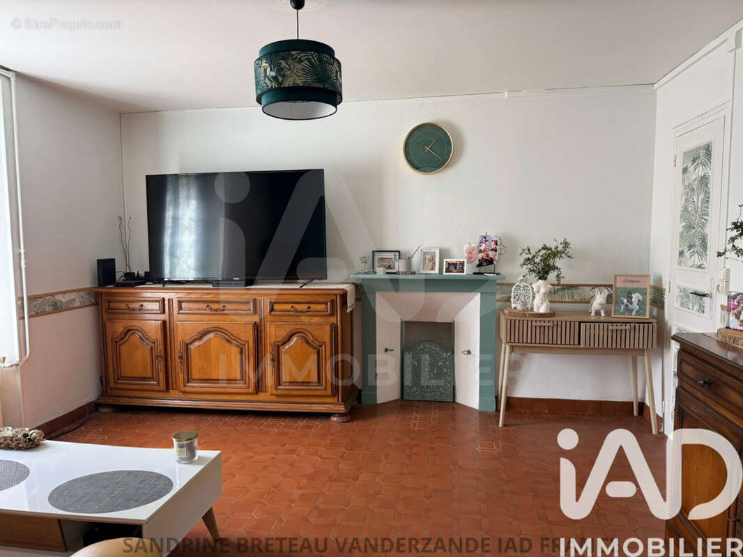 Maison 74 m² à Villampuy  - photo 6