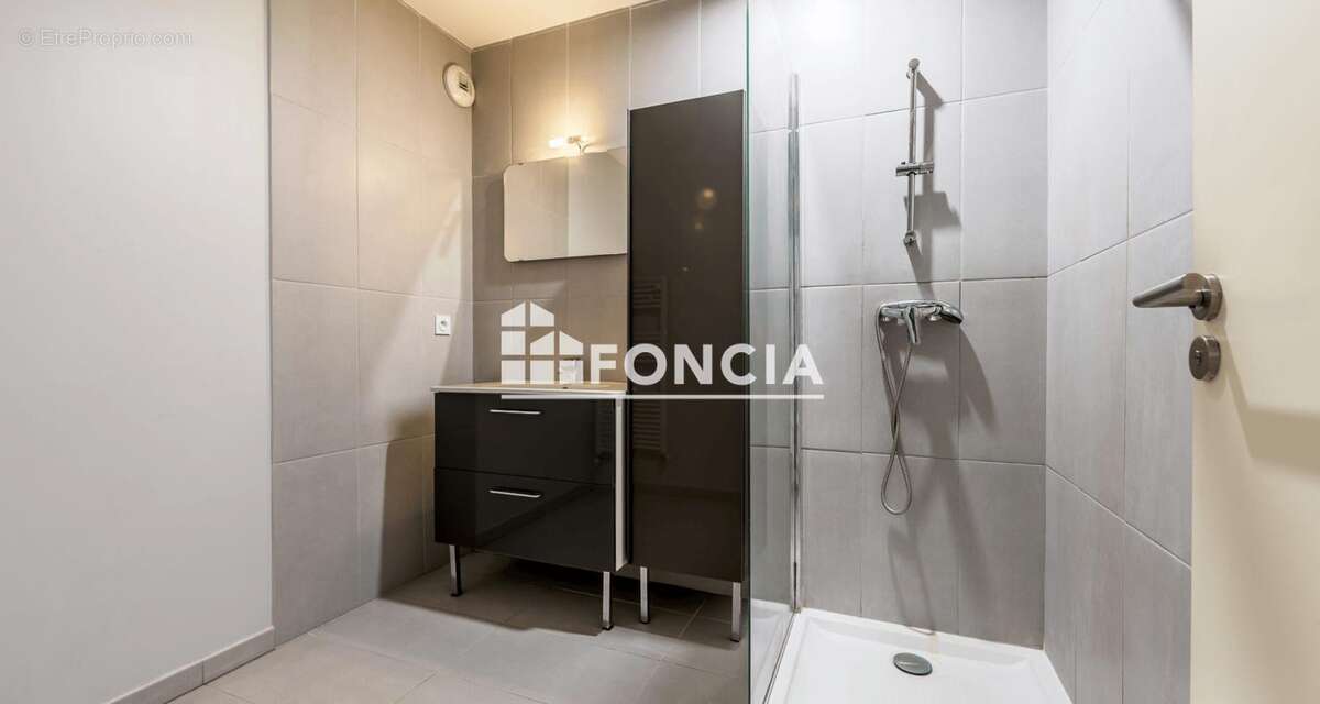 Appartement à LE PONTET