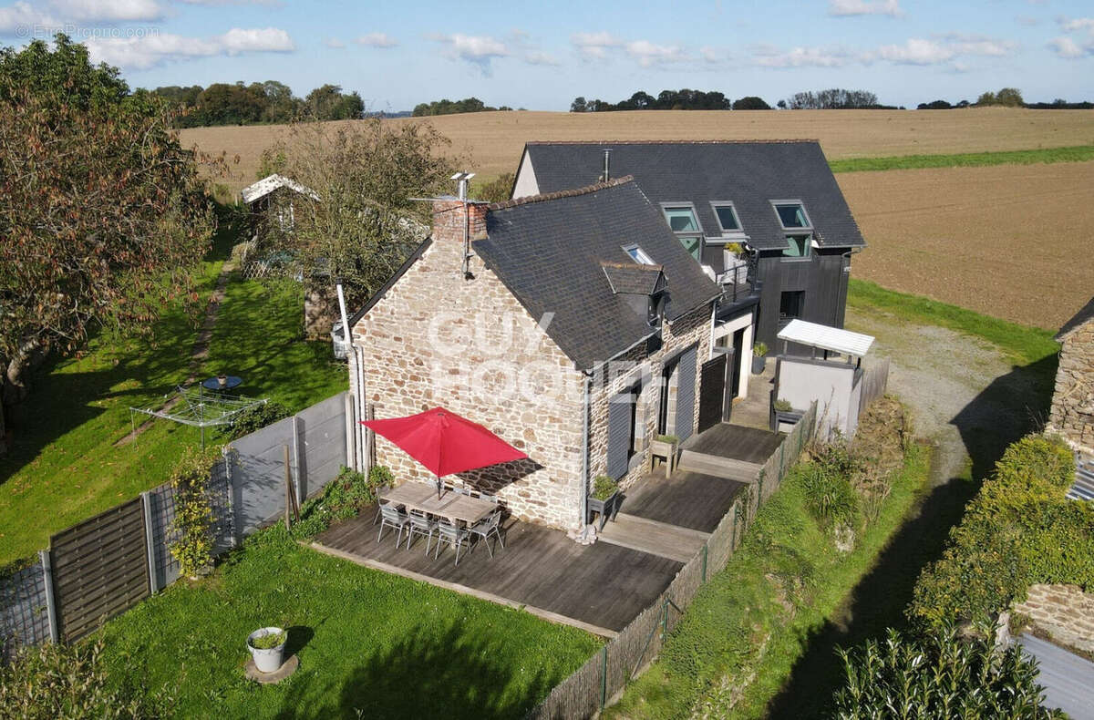 Maison à PLEUDIHEN-SUR-RANCE