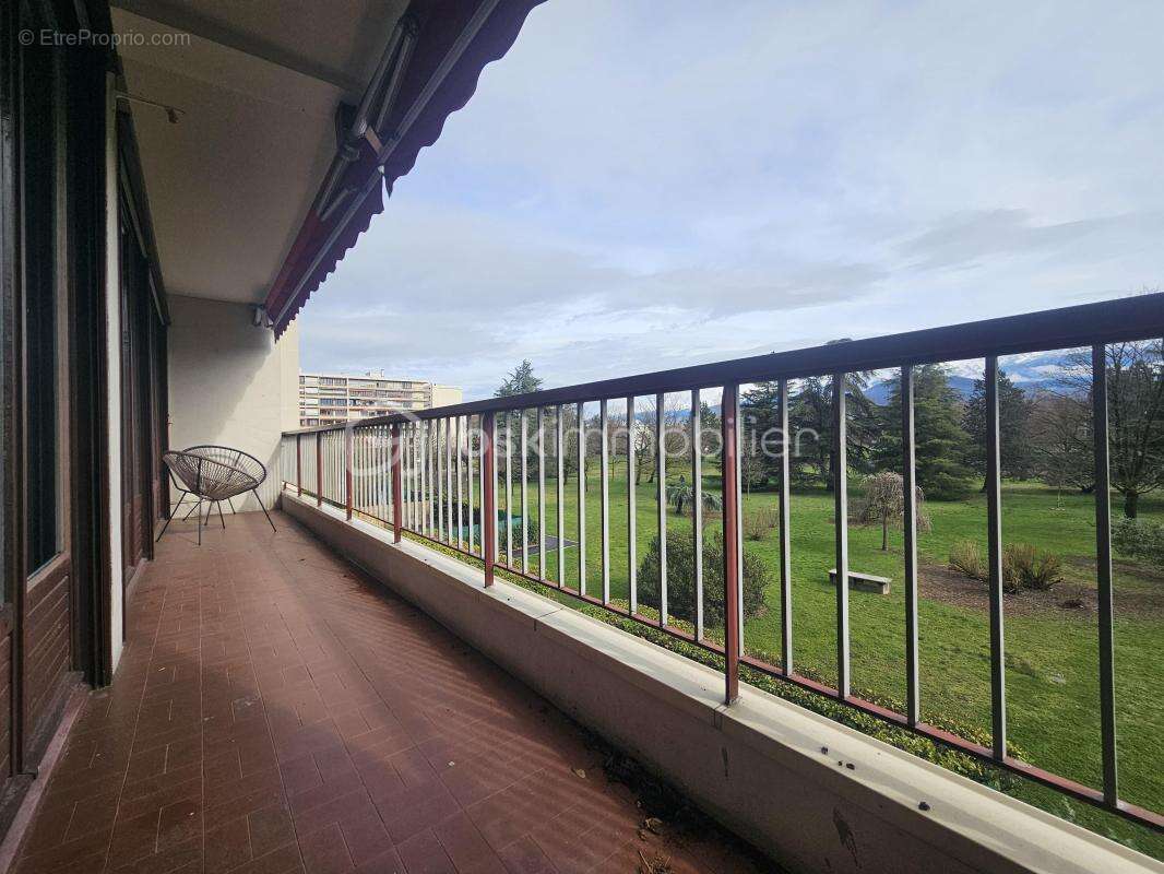 Appartement à ECHIROLLES